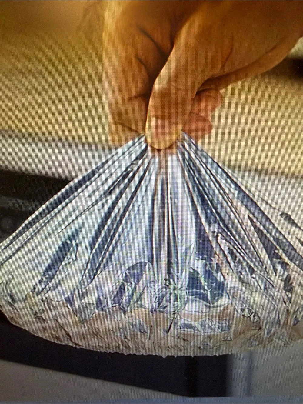❣️5/$25❣️ 10! Reusable Aluminum Foil Food Covers - Set of Round Covers